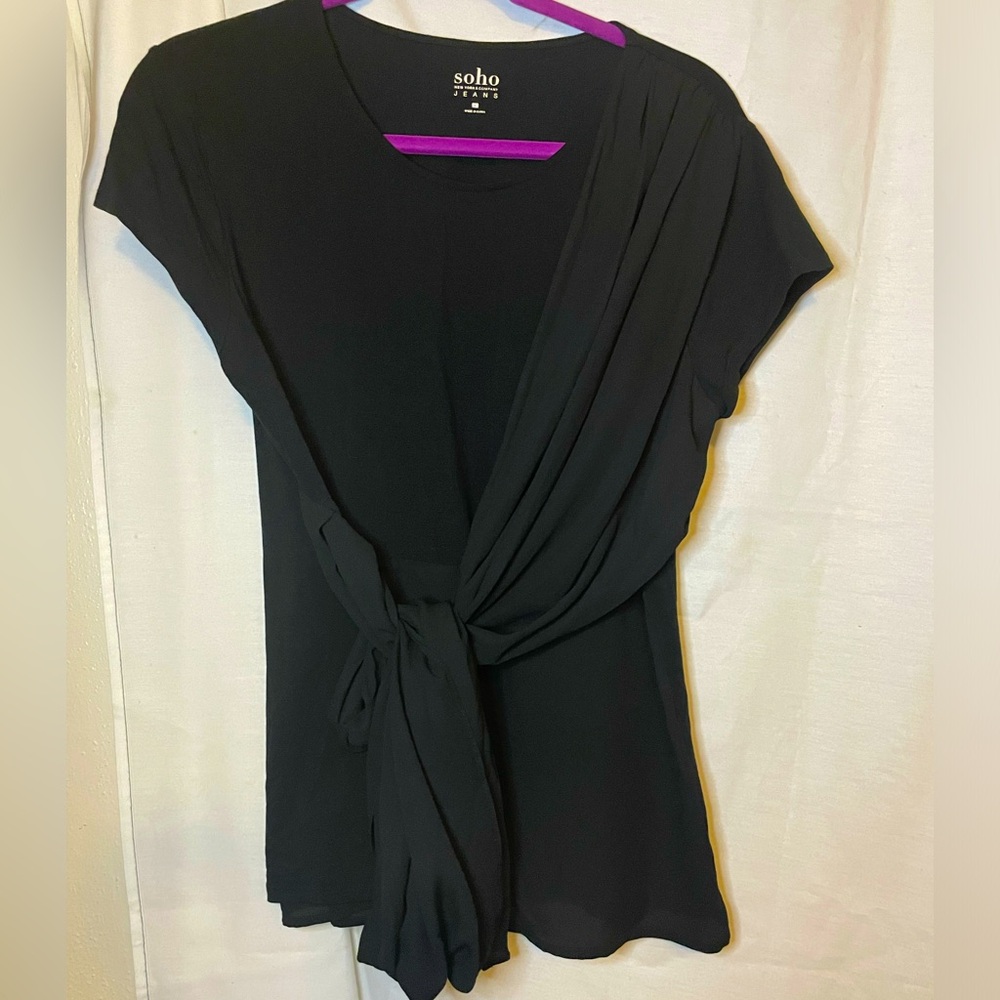 New York & Company SoHo Jeans Black Short Sleeve Top with Side Wrap EUC Size L